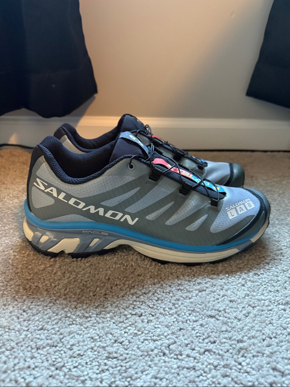 Salomon XT-4 OG Size 9.5 Sneakers Trail Unisex